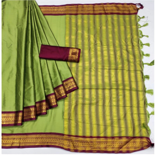 Generic Women's Cotton Silk Solid Saree With Unstitched Blouse 5.5Mtr (Light Green)